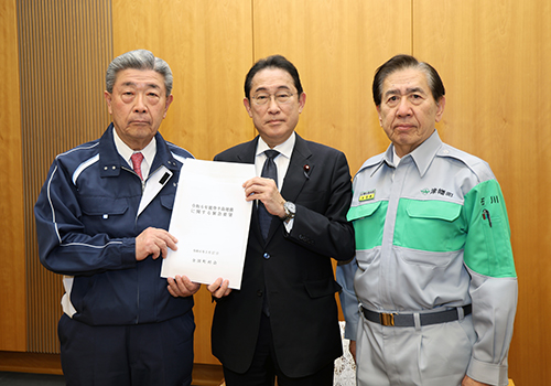 岸田総理大臣