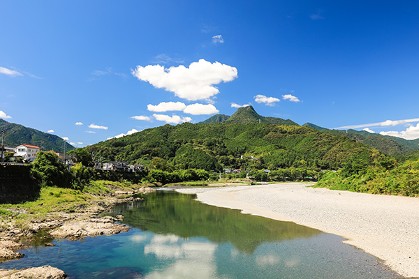 横倉山と仁淀川