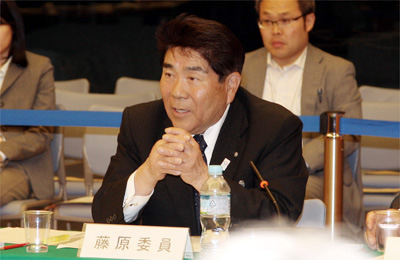 本会より委員として出席した藤原会長
