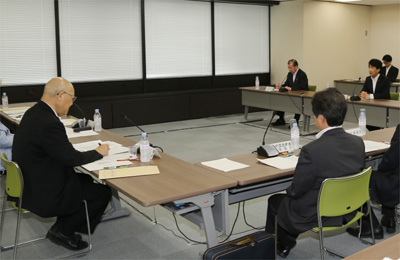 「第４回国民健康保険制度の基盤強化に関する国と地方の協議」が開催（8/8）状況の写真